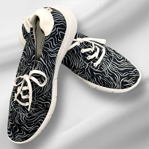 ARCOPEDICO Women’s L76 Lace-Up Sneakers in the Size 41/9.5-10 US in Black/White - Picture 9 of 15